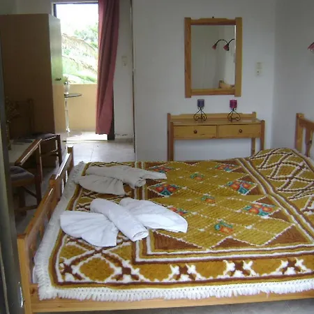 Hotel apartamentowy Adonis 2*