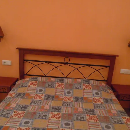 Hotel apartamentowy Adonis