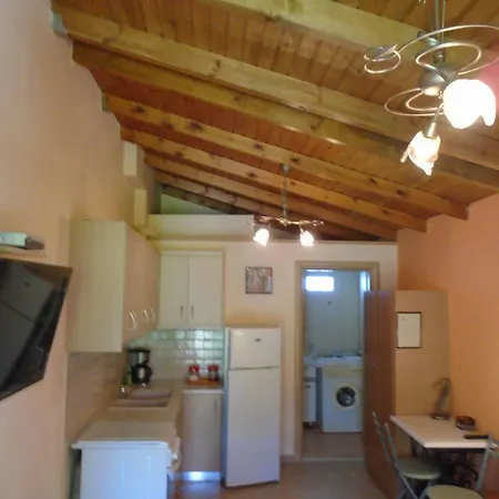 Hotel apartamentowy Adonis 2*