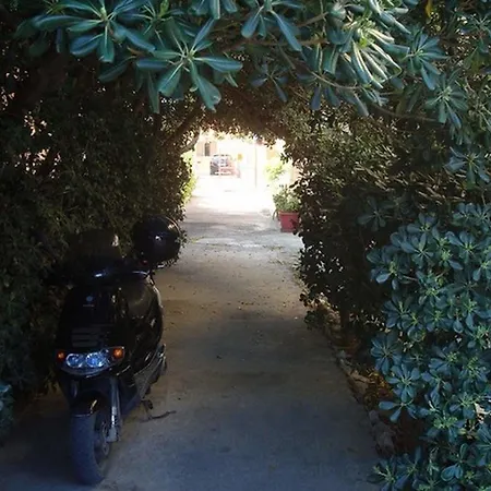 Adonis Apart-hotel Iráclio