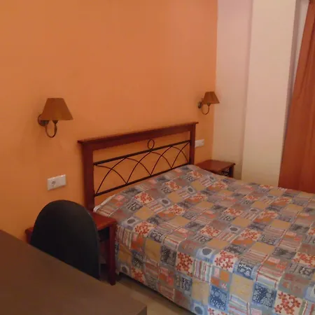 Apart-hotel Adonis Iráclio